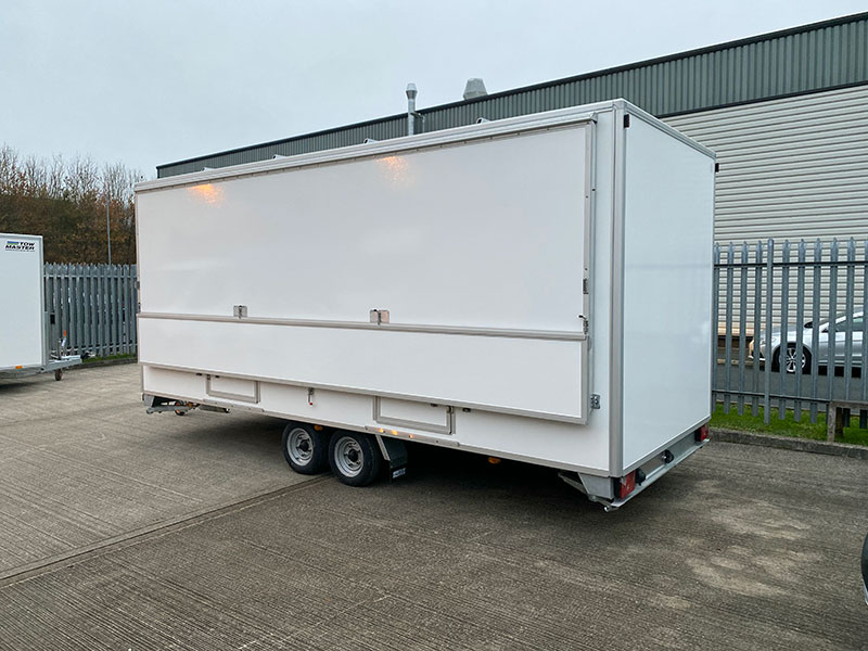 covid testing healthcare trailer 5.5 metre