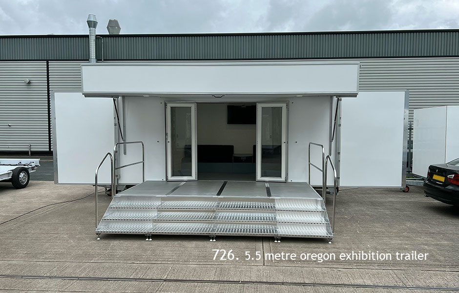 exhibition trailer with stage 726